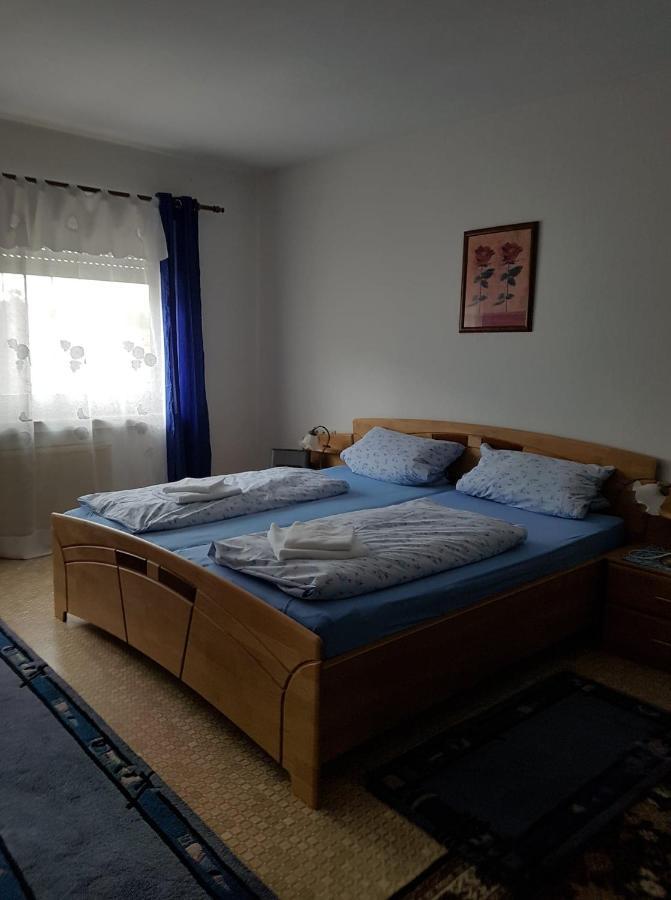 Zum Lahnfelsen Hotel Graveneck Ngoại thất bức ảnh